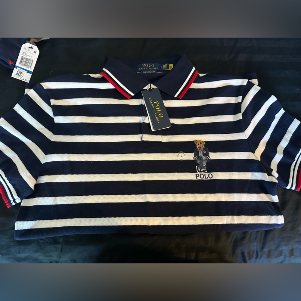 Men’s Medium slim fit Polo